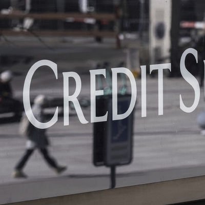 UBS’ten tarihi satın alma