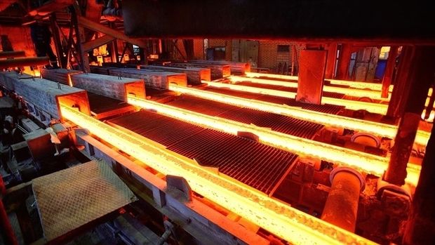 Küresel ham çelik üretimi Nisan'da  geriledi