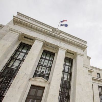 İki Fed yetkilisi faiz artırımına ara verilmesini destekliyor