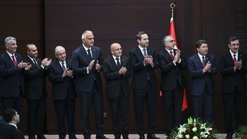 Cumhurbaşkanlığı Kabinesi Resmi Gazete'de yayımlandı