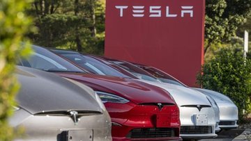 ABD'de tüm Tesla Model 3 araçlara vergi teşviki
