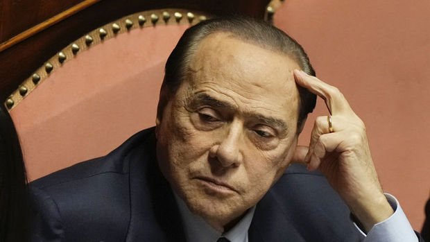 Silvio Berlusconi hayatını kaybetti