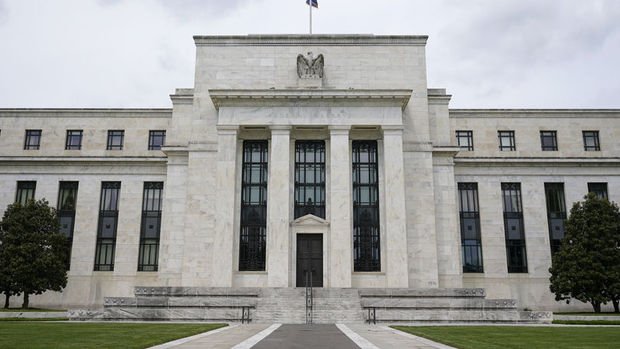 Fed dikkatini 'süper çekirdek' enflasyona yöneltti