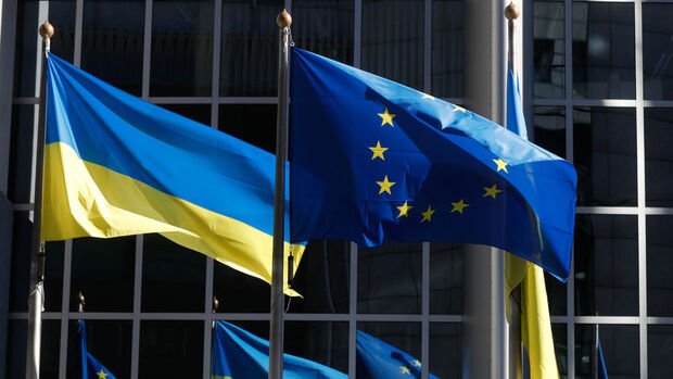 AB, Ukrayna'ya 72 milyar euro yardım sağlamayı planlıyor