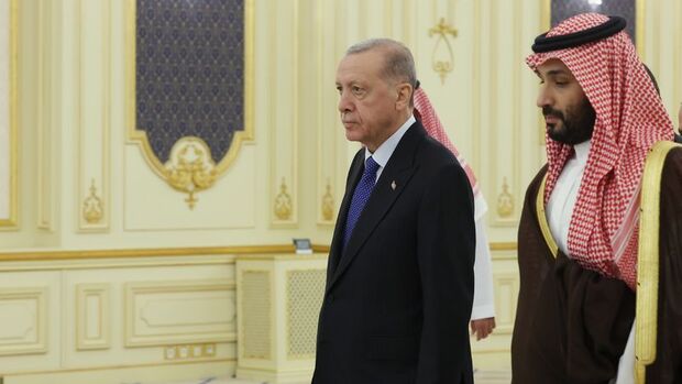 S. Arabistan ile Türkiye arasında anlaşmalar imzalandı