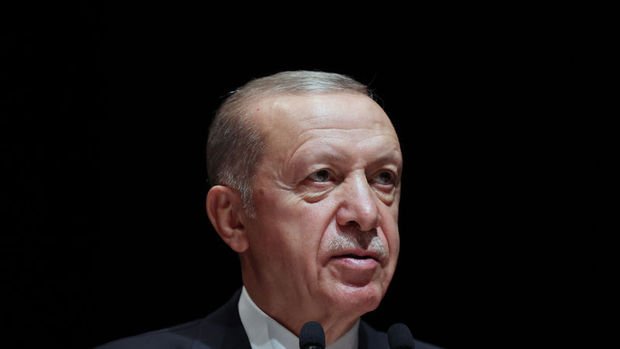 Erdoğan: 2023'te 6 milyar dolar savunma sanayi ihracatı hedefliyoruz
