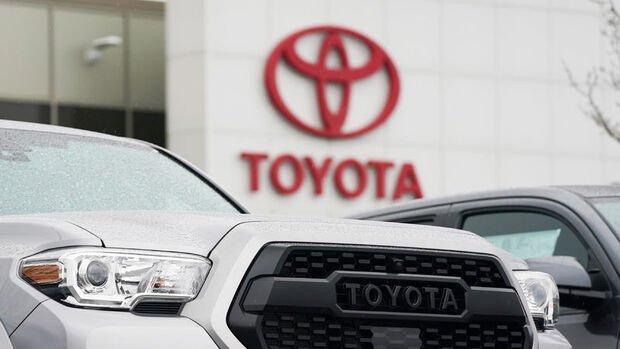Toyota ilk 6 ayda global satışlarını yüzde 5,1 artırdı