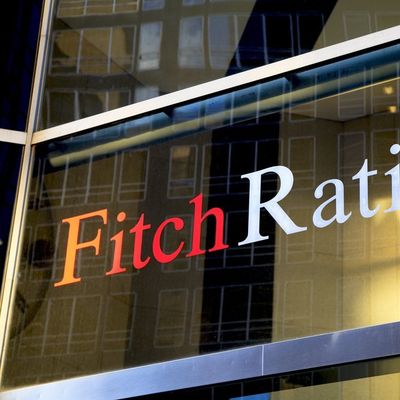 Fitch Türkiye’nin not görünümünü yükseltti