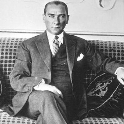 Şahin Yaman | Genç Türkiye Cumhuriyeti ve Mustafa Kemal Atatürk’ün Ekonomik Diplomasisi