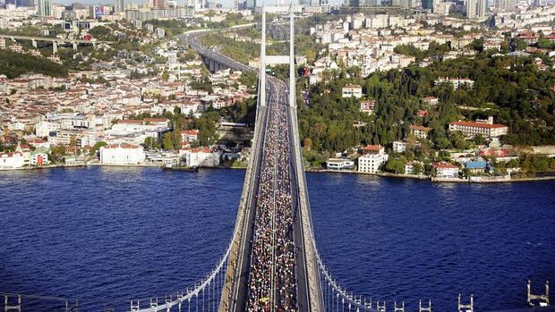 İstanbul Maratonu'na binlerce kişi katıldı