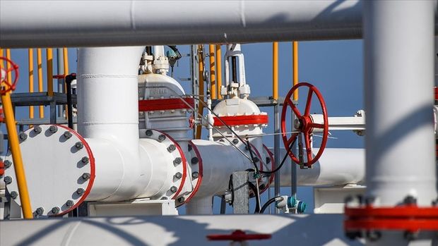 Rusya'dan Çin'e 100 milyar metreküp doğalgaz 