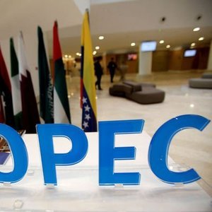 OPEC+ EK ARZ KESİNTİSİNDE ANLAŞTI  