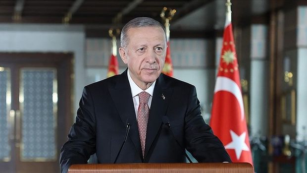 Erdoğan: Enflasyonun ateşi düşmeye başladı