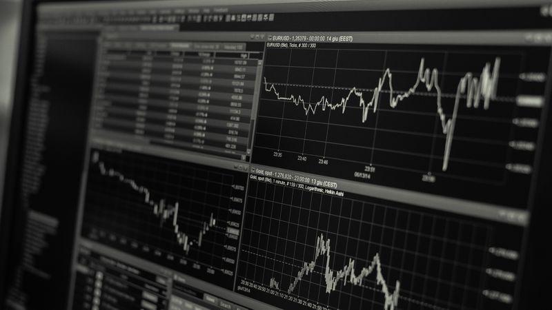 Borsa Dibi Gördü mü?