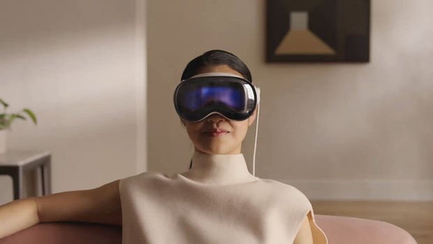 Apple Vision Pro, 3D film, oyun ve eğlencesiyle geliyor