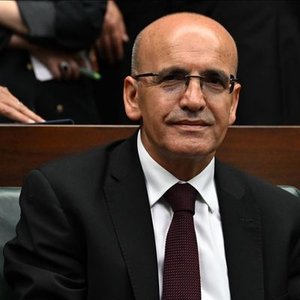  Şimşek'ten vergi gelirlerine ilişkin açıklama