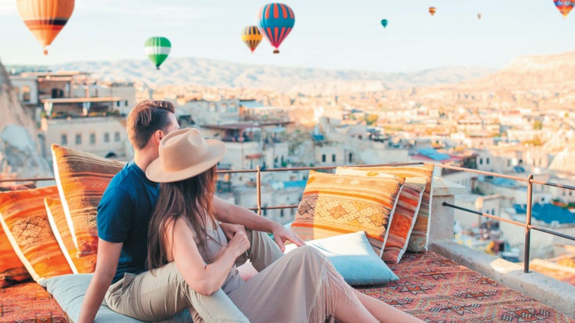 Turist Çok Ama Yataklar Boş