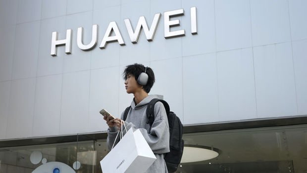 Huawei ABD baskısına karşın kârını ikiye katladı