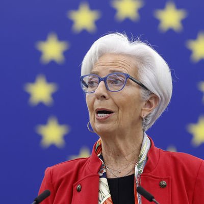 Lagarde: Büyük bir şok olmazsa faiz indirimine yöneleceğiz