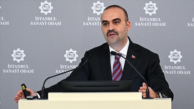 Bakan Kacır: İhracat rekorunda en büyük pay sanayinin 