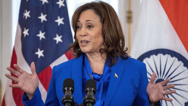 Kamala Harris az farkla Trump'ın önünde