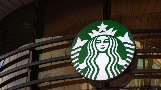 Starbucks’ın küresel satışları 3 aylık dönemde düştü