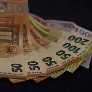 YENİ GÜVENLİ LİMAN EURO MU?