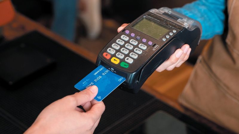 Banka ve Ödeme Şirketlerinde POS Açmazı