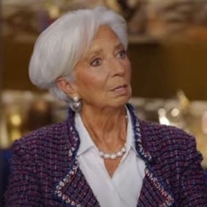 LAGARDE: FED’LE KONUŞUYORUZ AMA EŞ GÜDÜMLÜ ÇALIŞMIYORUZ