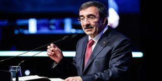 Yılmaz: 2025'te bütçe açığının milli gelire oranını yüzde...