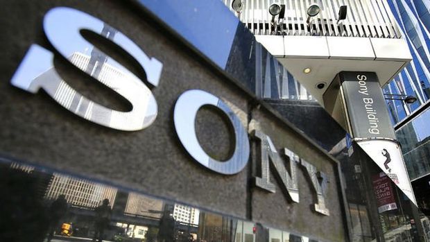 Sony yıl sonu satış geliri beklentisini yukarı çekti