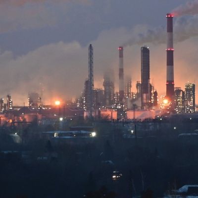 Yenilenebilir Enerji 2024’te Savaşın Gazını Alamadı