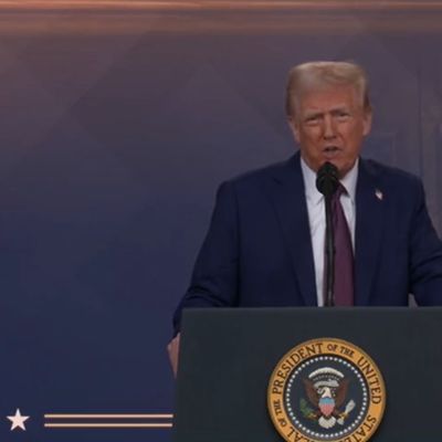 Trump: Çin ile 'adaletli' ilişkiler istiyoruz