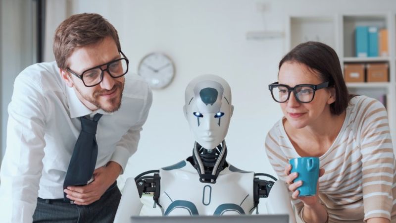 Yapay Zeka ile Mutlu İşyerlerinin Sırrı Ne Olabilir?