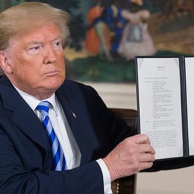 Trump, Çin'e tarifeyi yükseltti