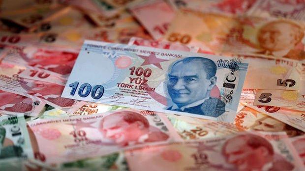 TL'nin reel değeri Mart'ta geriledi