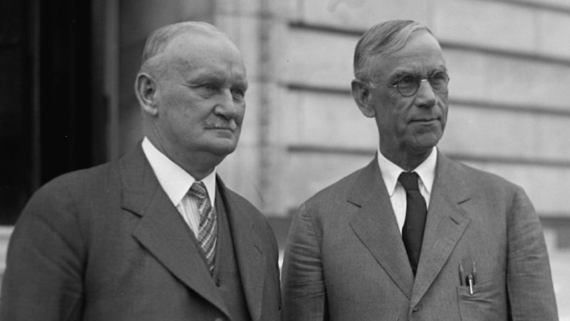 ‘Smoot-Hawley’den ‘Kurtuluş Günü’ne ‘de ja vu’: Küresel Sistemin Çöküşü ve Savaş Senaryoları