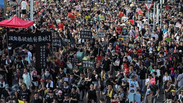 Çin'de tarifeler öncesi bin 146 protesto