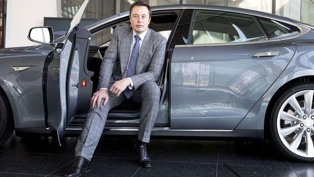 Musk: ABD - Çin ticaret savaşı Tesla'nın robot üretimini olumsuz etkiledi