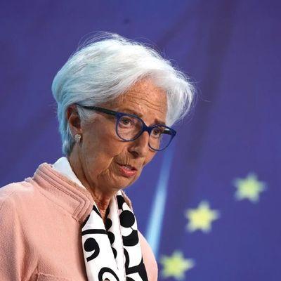 ECB Çalışanlarının Tepe Yönetimine Güven Azalıyor