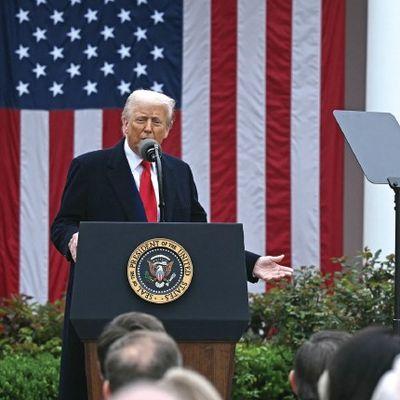 Trump’ın Golf Kulübü Üyeliği ile Ekonomi Doktrini Aynı Mantığı Paylaşıyor Olabilir