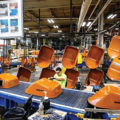 Trump’ın Tanıttığı ABD Malı El Arabaları Artık Çin’de Üretiliyor