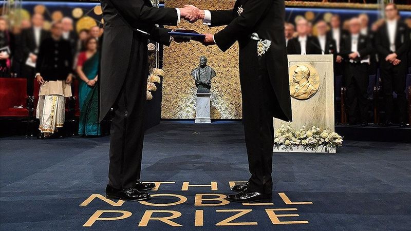 Bhagwati, Nobel ve Simpsonlar