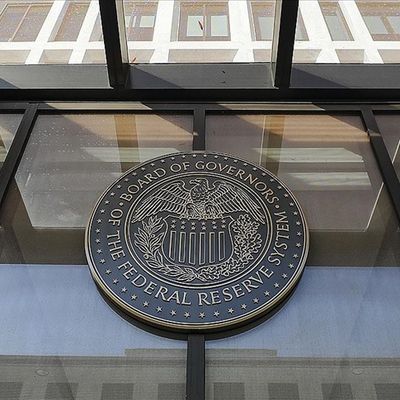 Fed’in Ikilemi: Piyasayı Dinlemek mi? Gerçekleri Görmek mi?