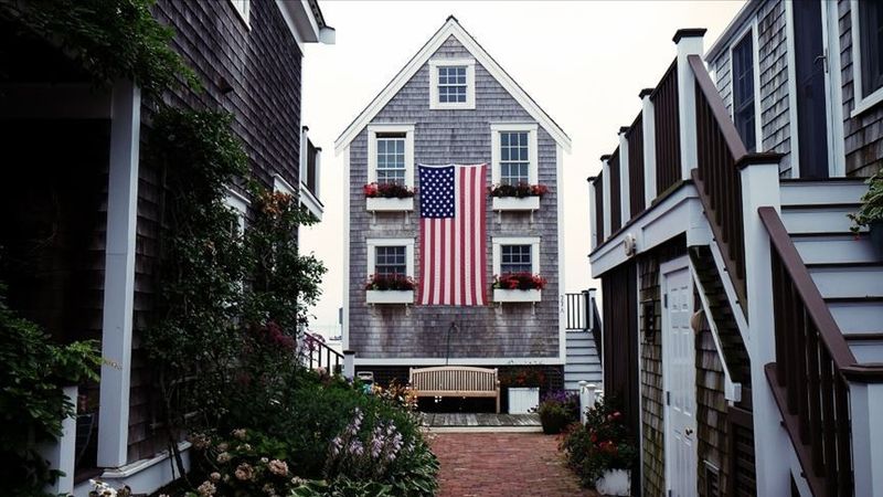 Fed İndiriyor, Mortgage Direniyor