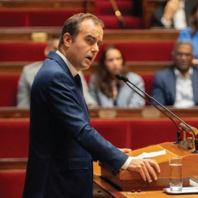 Fransa’da Siyaset İnce Bir İp Üzerinde