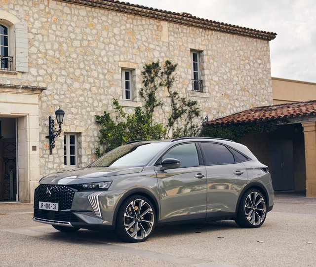 Avrupa ve İngiltere'nin en çok satan otomobil markaları