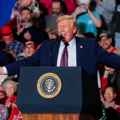 Hegemonik Gerileme ve Savunma Refleksi: ABD Milli Güvenlik Belgelerinde Ekonomik Güvenliğin Yükselişi