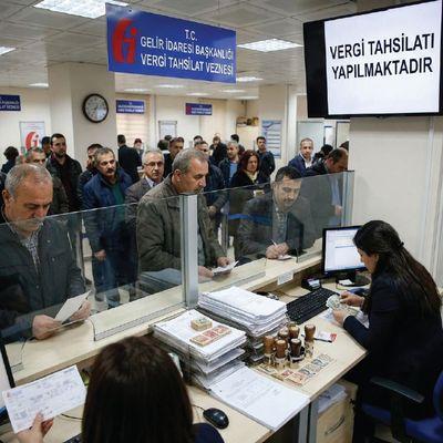 Bütçenin Zorlandığı 2025'te Vergi 10 Trilyon Lirayı Geçti
