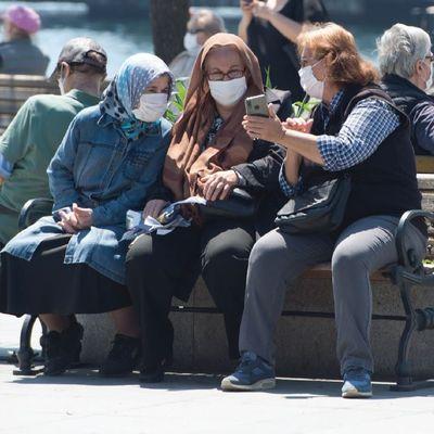 Her 4 Emekliden Biri Taban Aylık Alacak